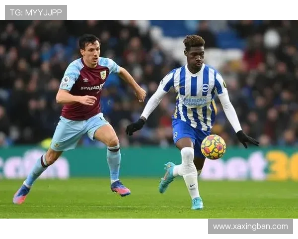 埃斯战术调整引发热议，专家分析其对球队未来状态的影响