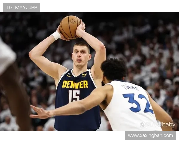 恩比德背身单打主导内线，对比约基奇更靠罚球