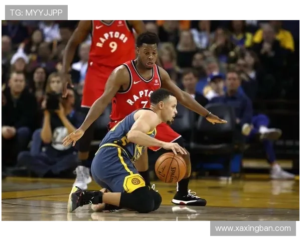 一次看懂阻挡和带球撞人判定区别，篮球裁判视角深度解析